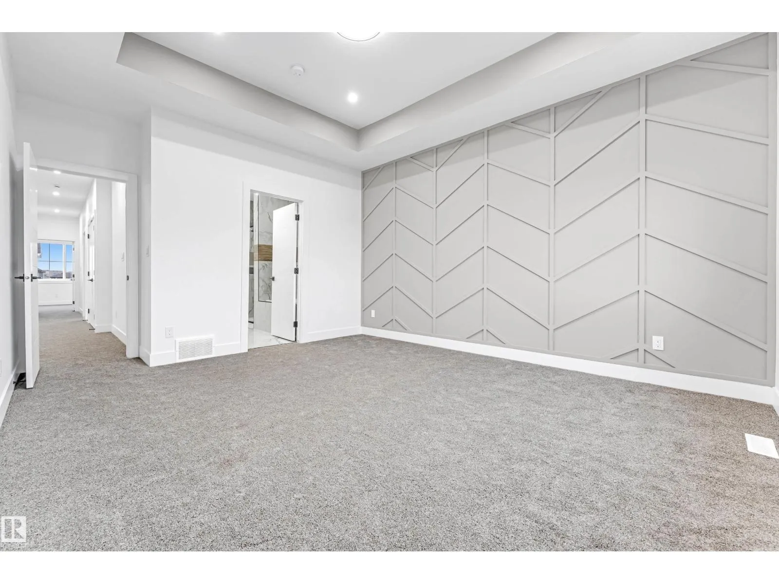 4731 168 AV NW