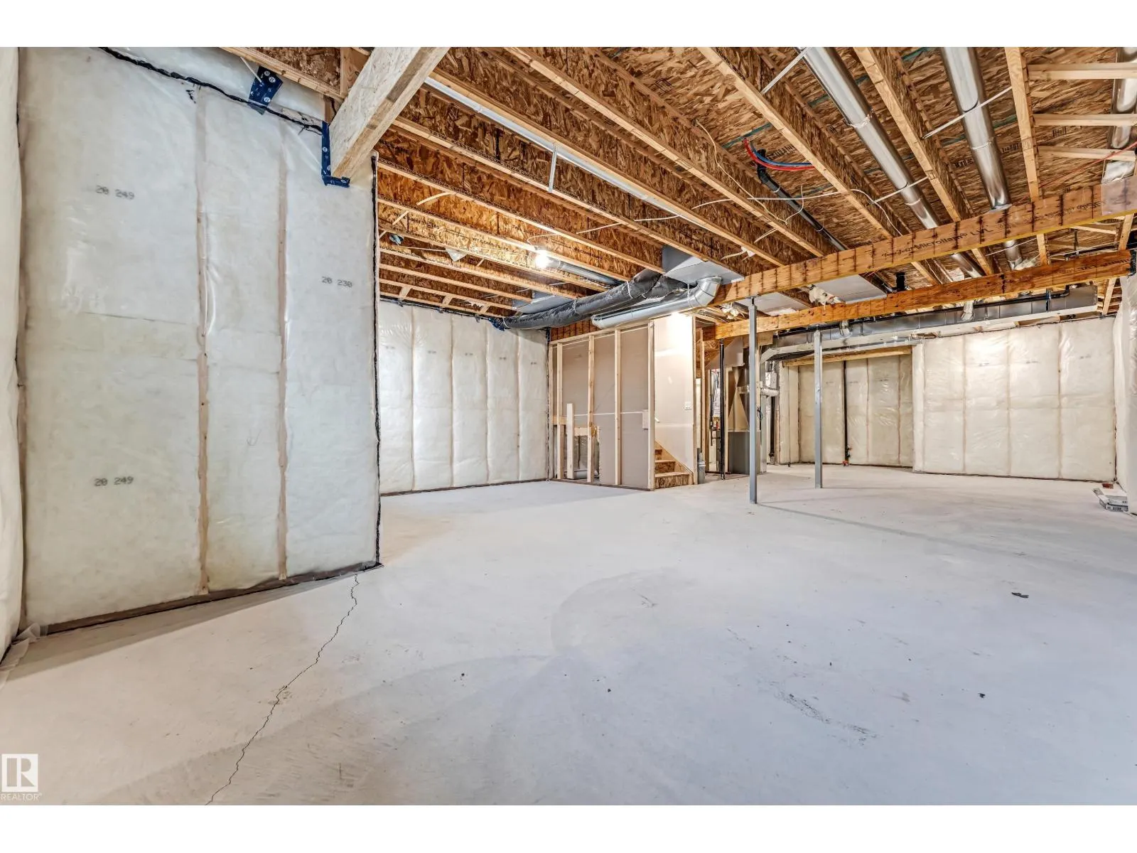 4731 168 AV NW