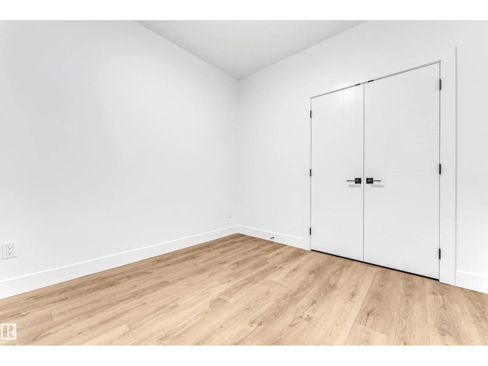 4731 168 AV NW