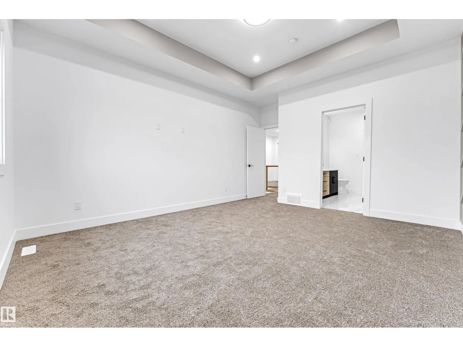 4731 168 AV NW
