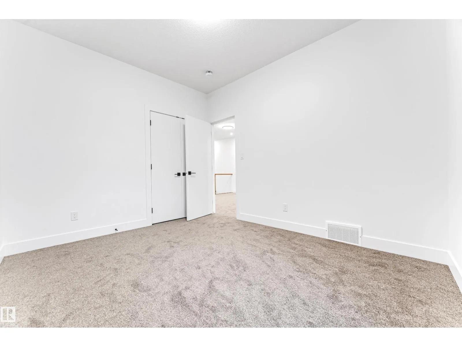 4731 168 AV NW