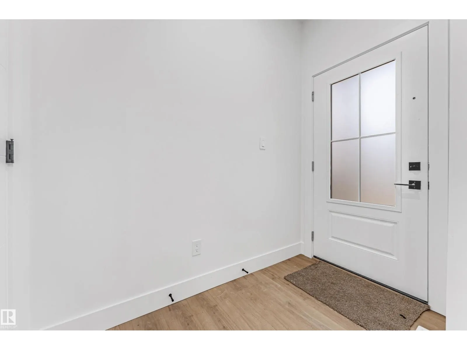 4731 168 AV NW
