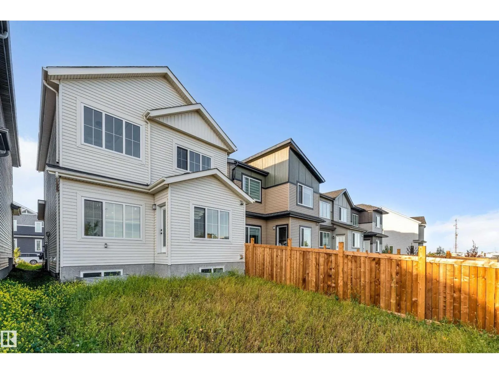 4731 168 AV NW