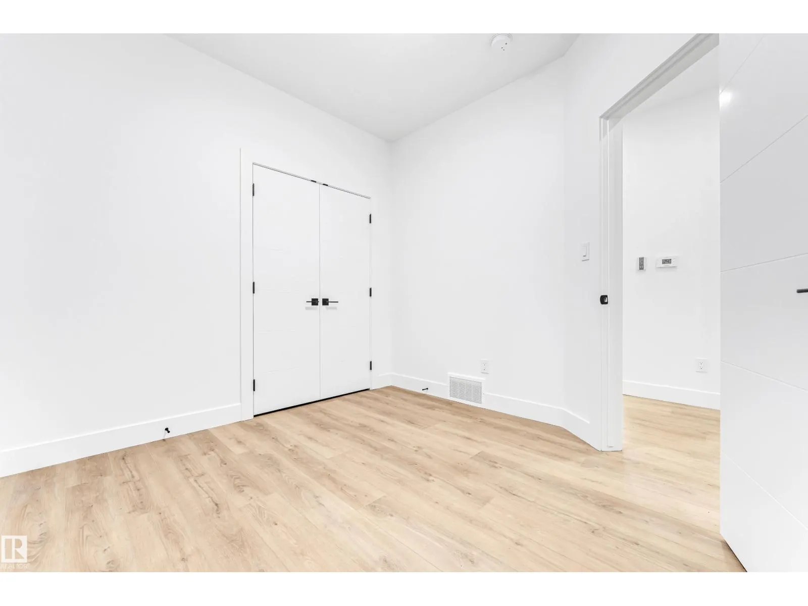 4731 168 AV NW