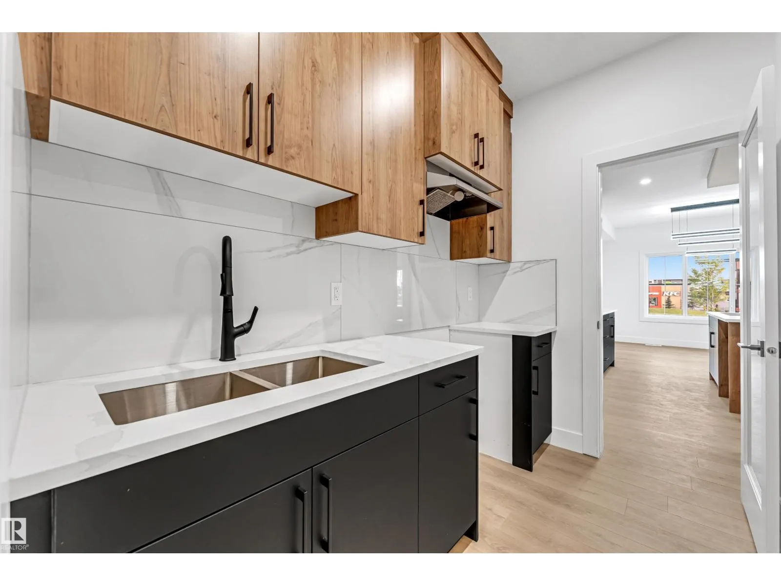 4731 168 AV NW