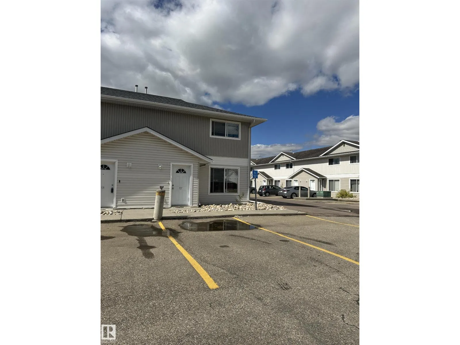 #137 180 BRIDGEPORT BV