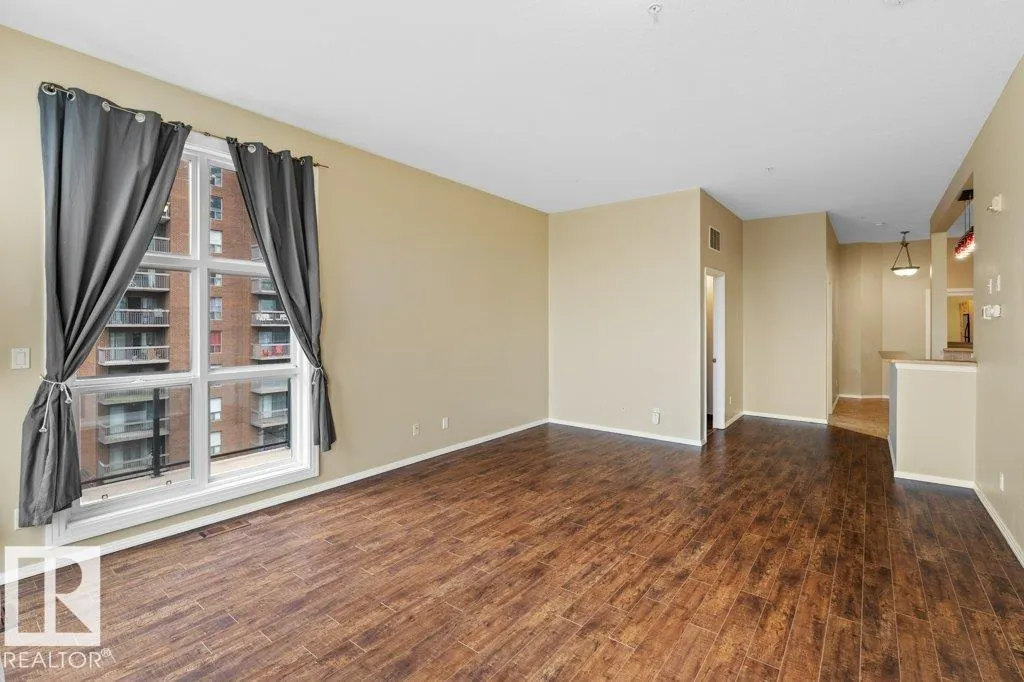 #504 8619 111 ST NW