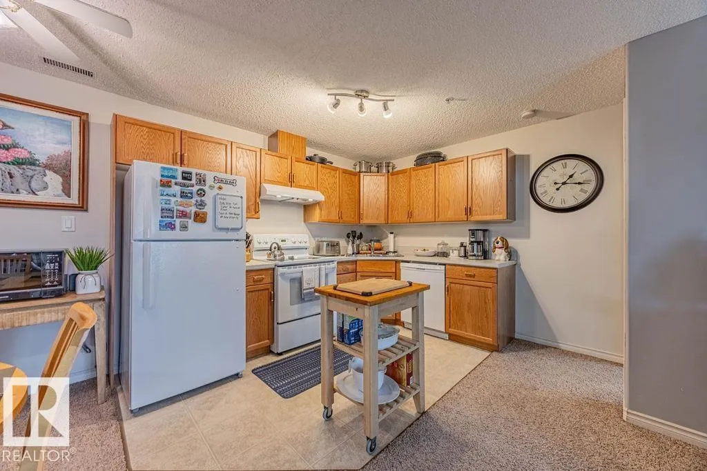 #314 16303 95 ST NW