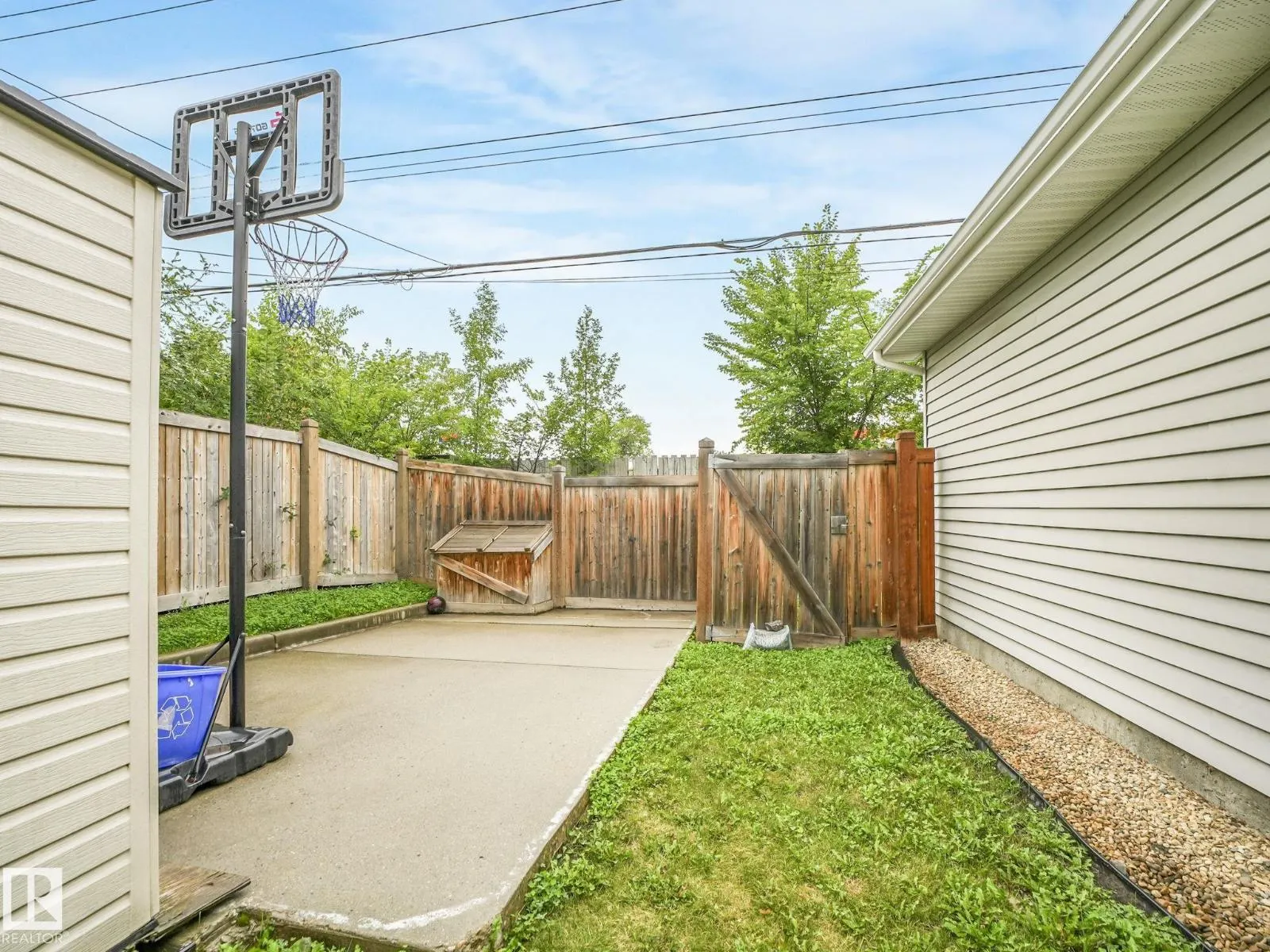 9508 148 ST NW