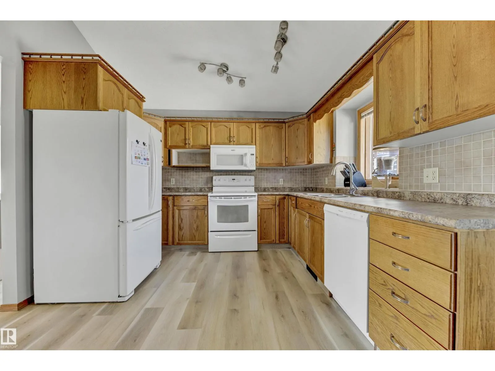 15240 59A ST NW