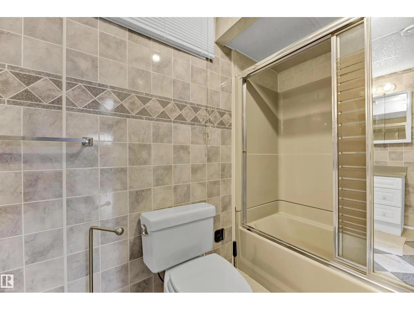 15240 59A ST NW