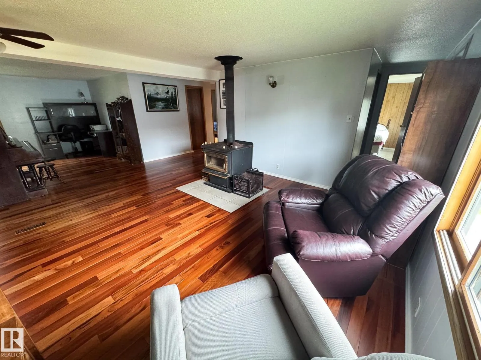 27 Auttreaux DR