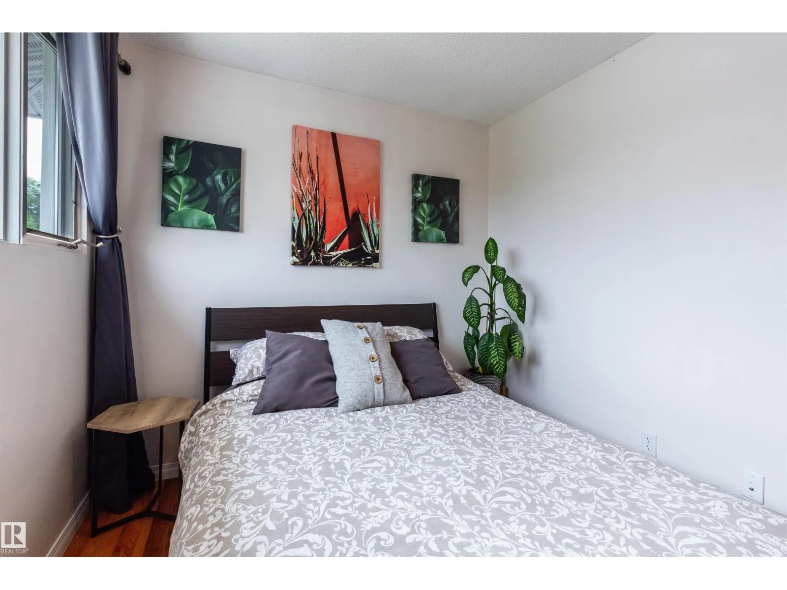 12433 134 ST NW NW