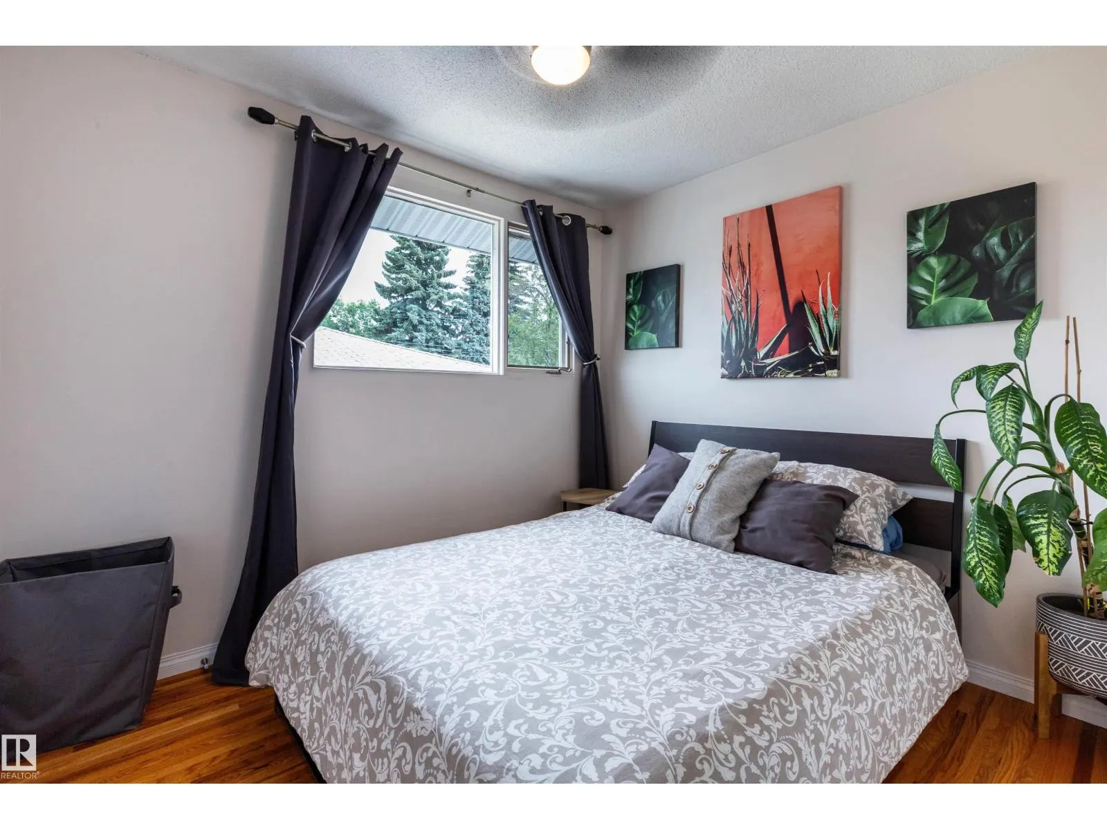 12433 134 ST NW NW