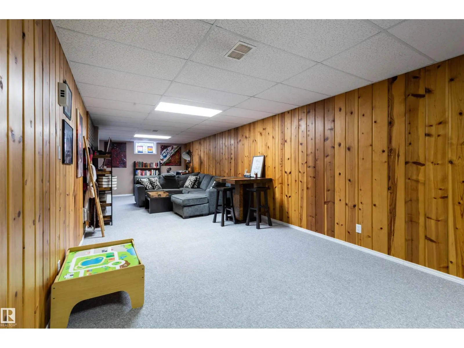 12433 134 ST NW NW