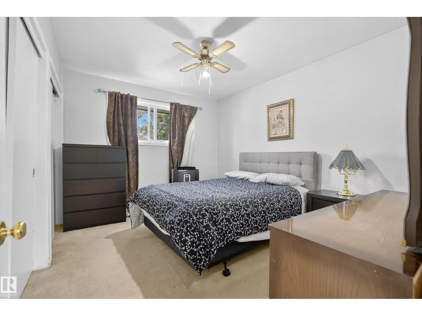 8016 131A AV NW