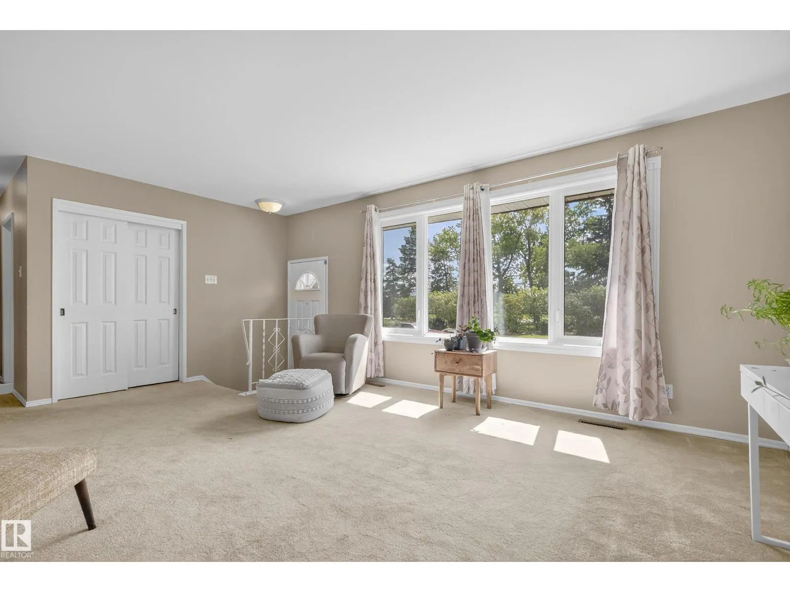 8016 131A AV NW