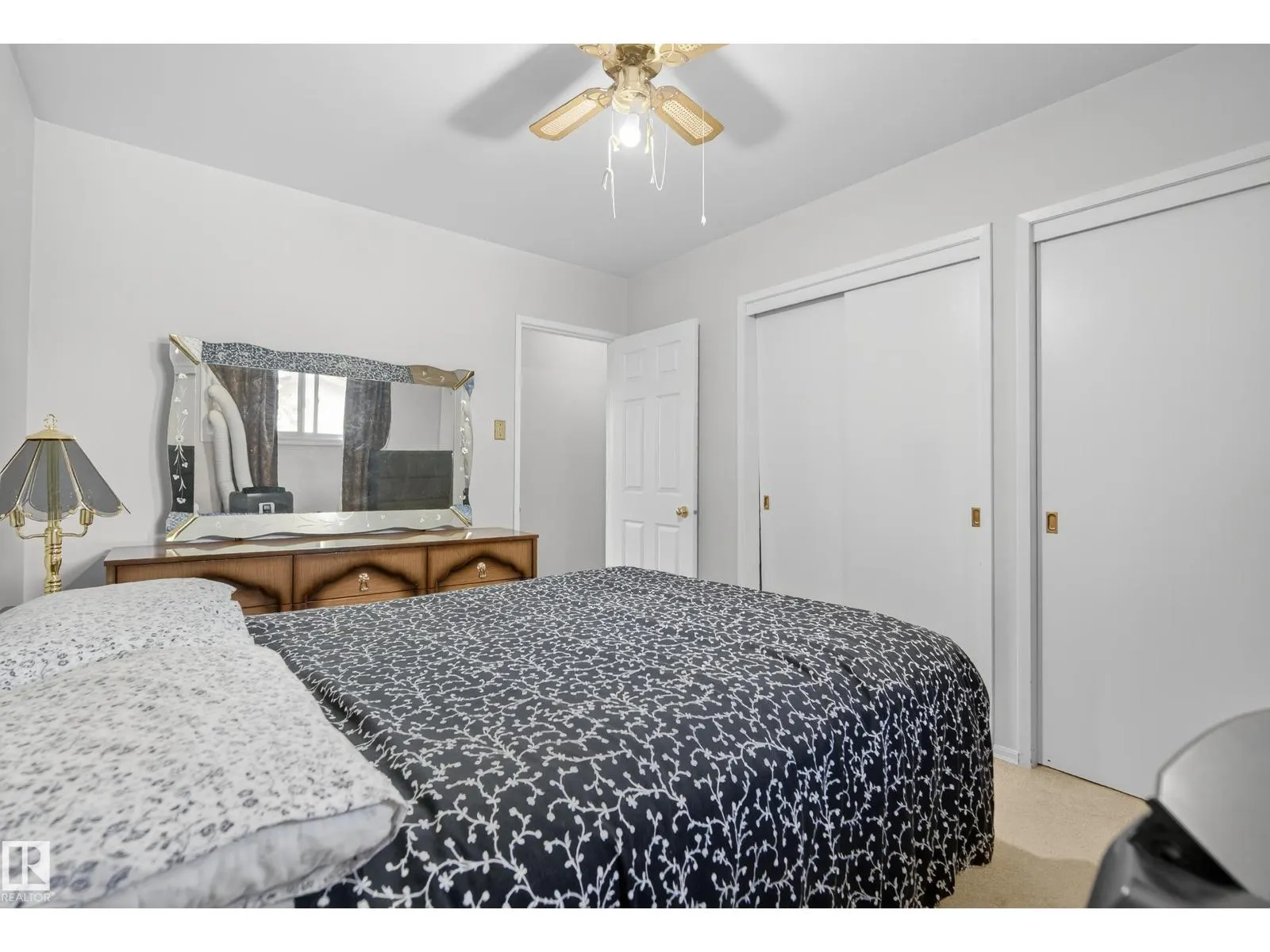 8016 131A AV NW