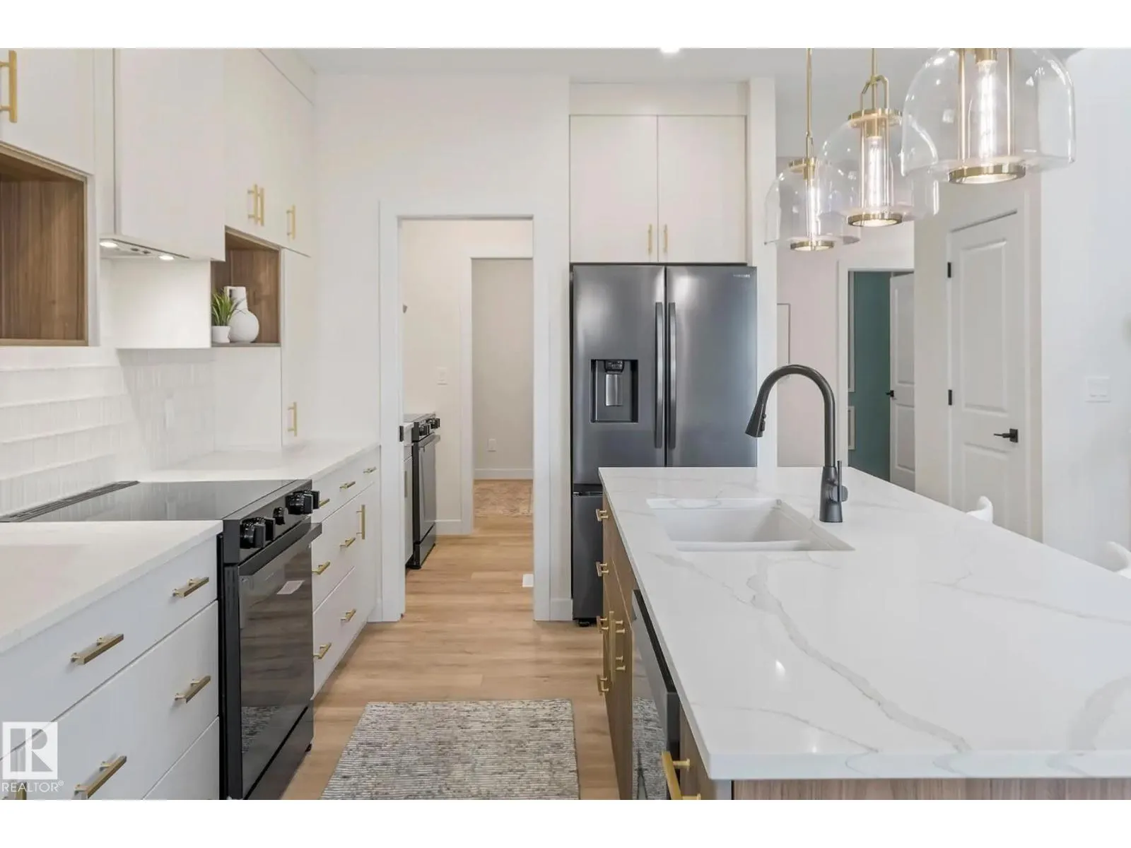280 Lodge Pole PL