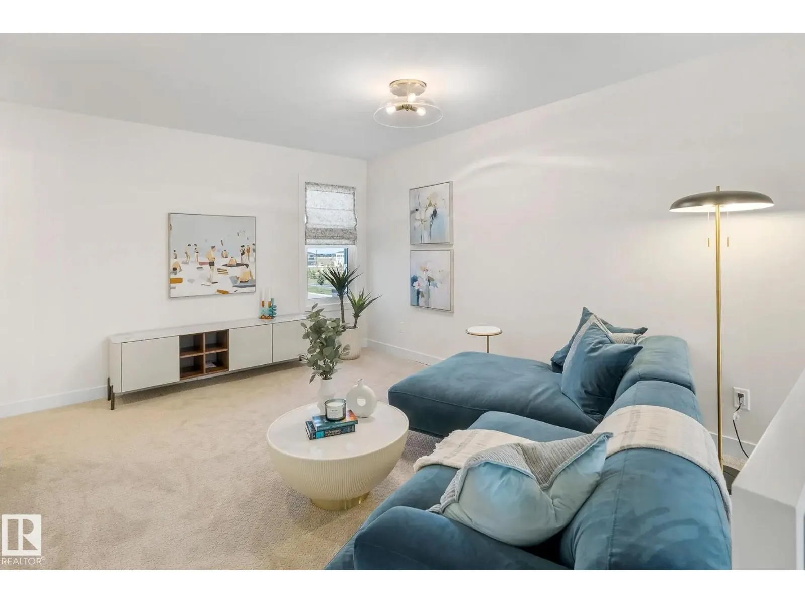280 Lodge Pole PL