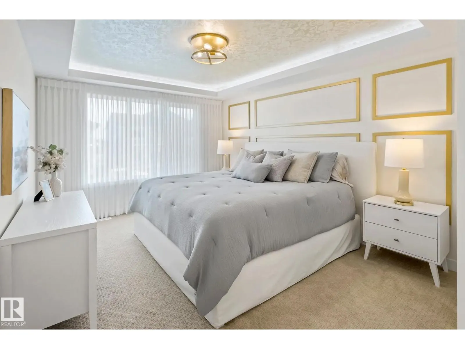280 Lodge Pole PL