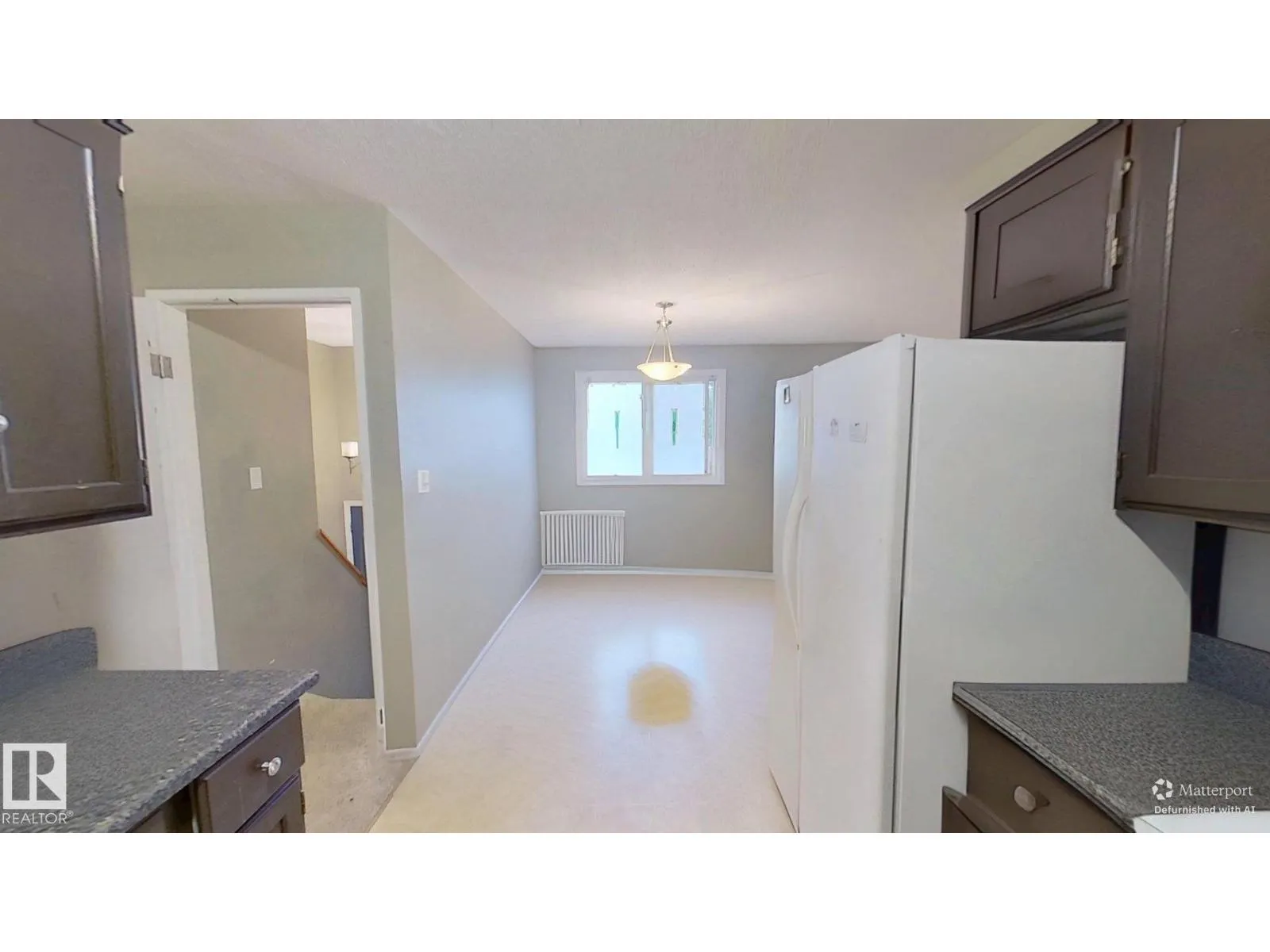 4904 19 AV NW
