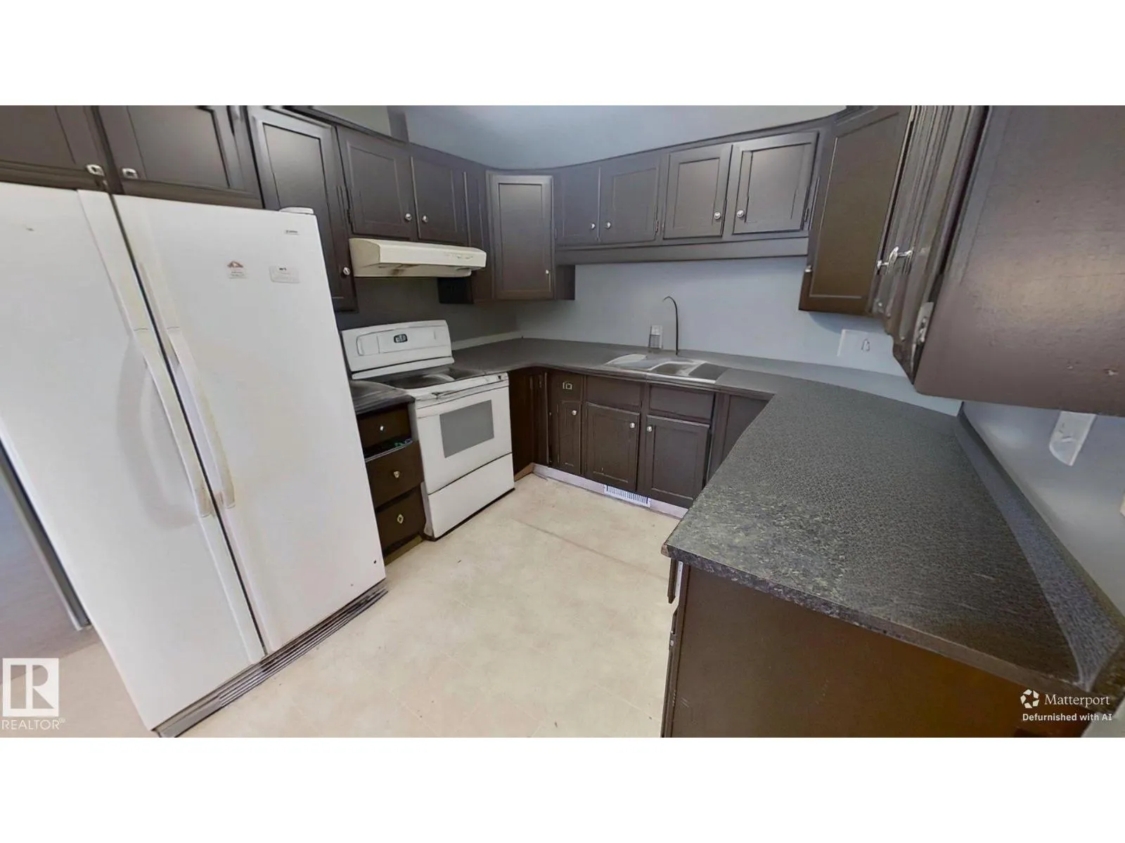 4904 19 AV NW