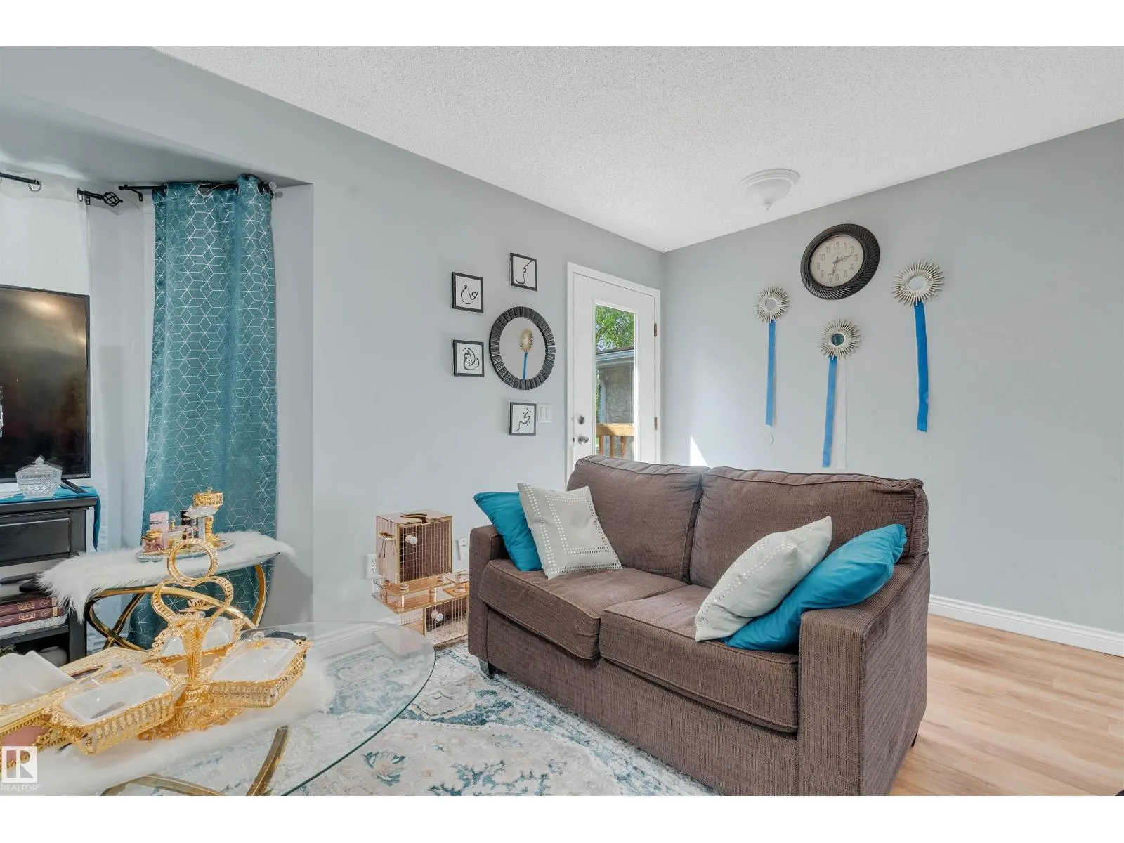 12957 - 12959 117 ST NW