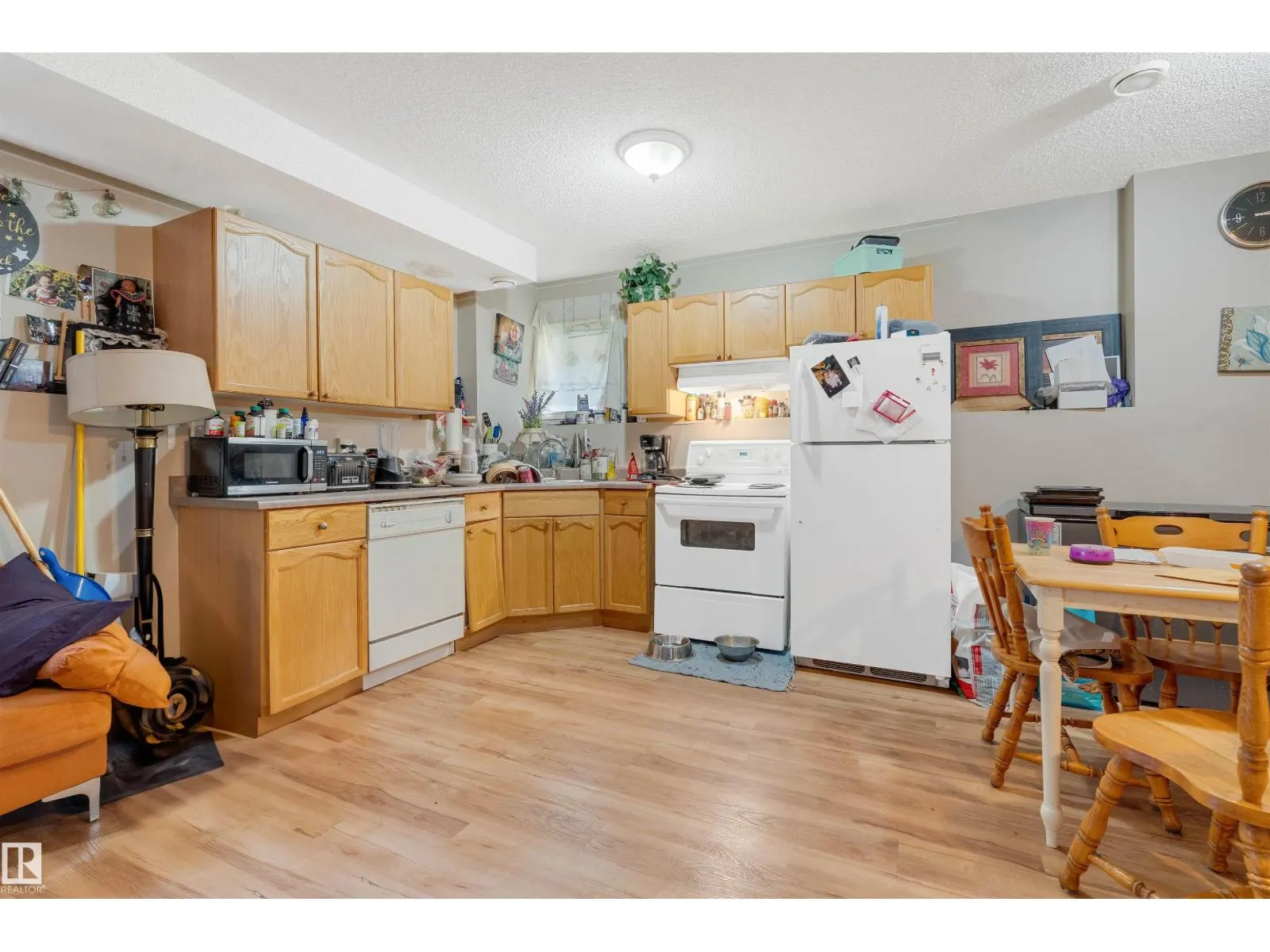 12957 - 12959 117 ST NW