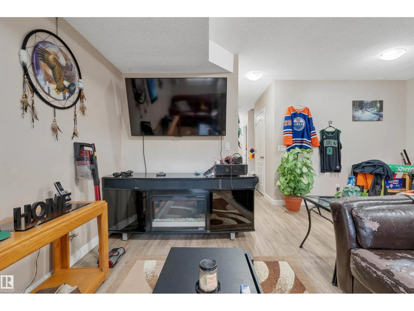 12957 - 12959 117 ST NW