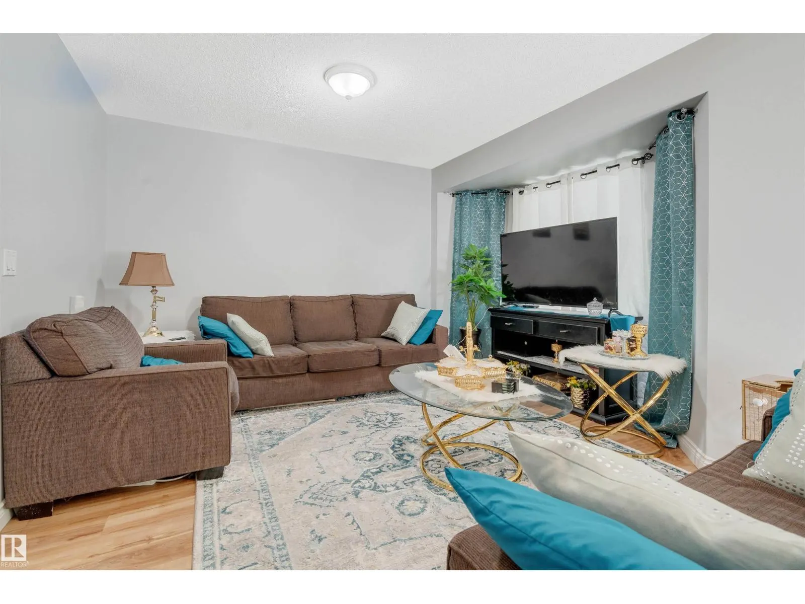 12957 - 12959 117 ST NW
