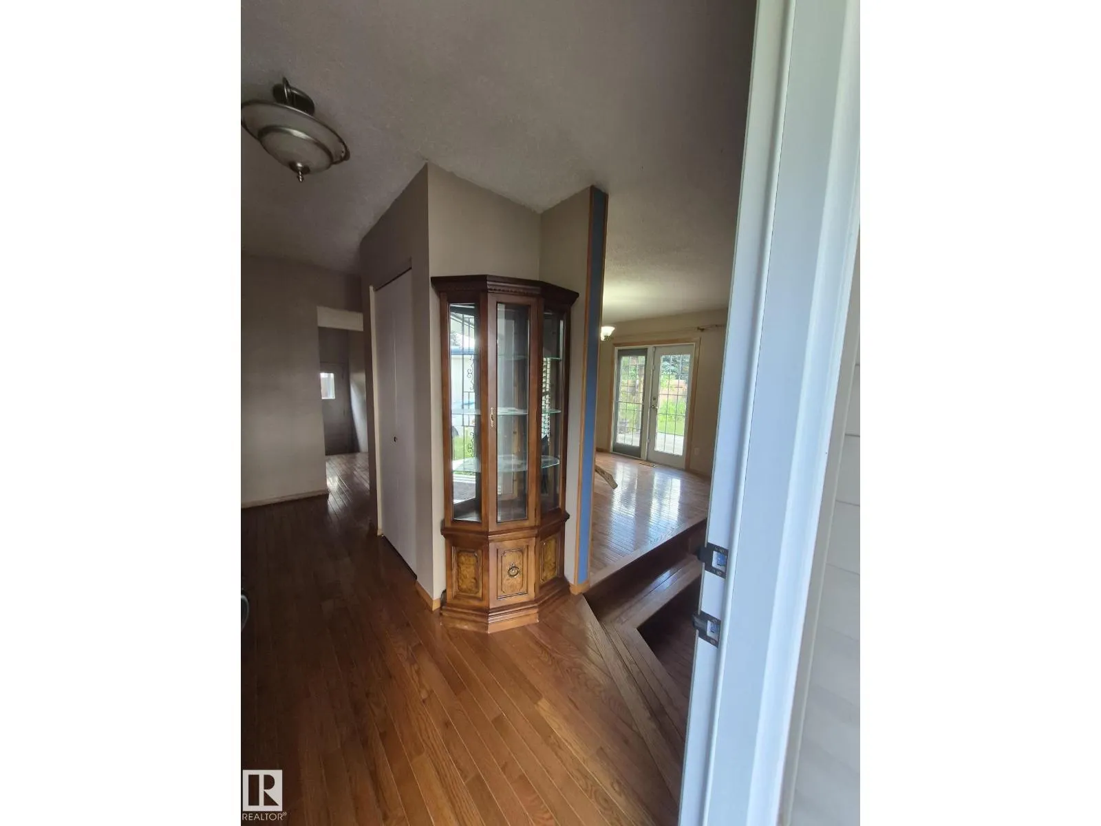 35 LIVINGSTONE CR