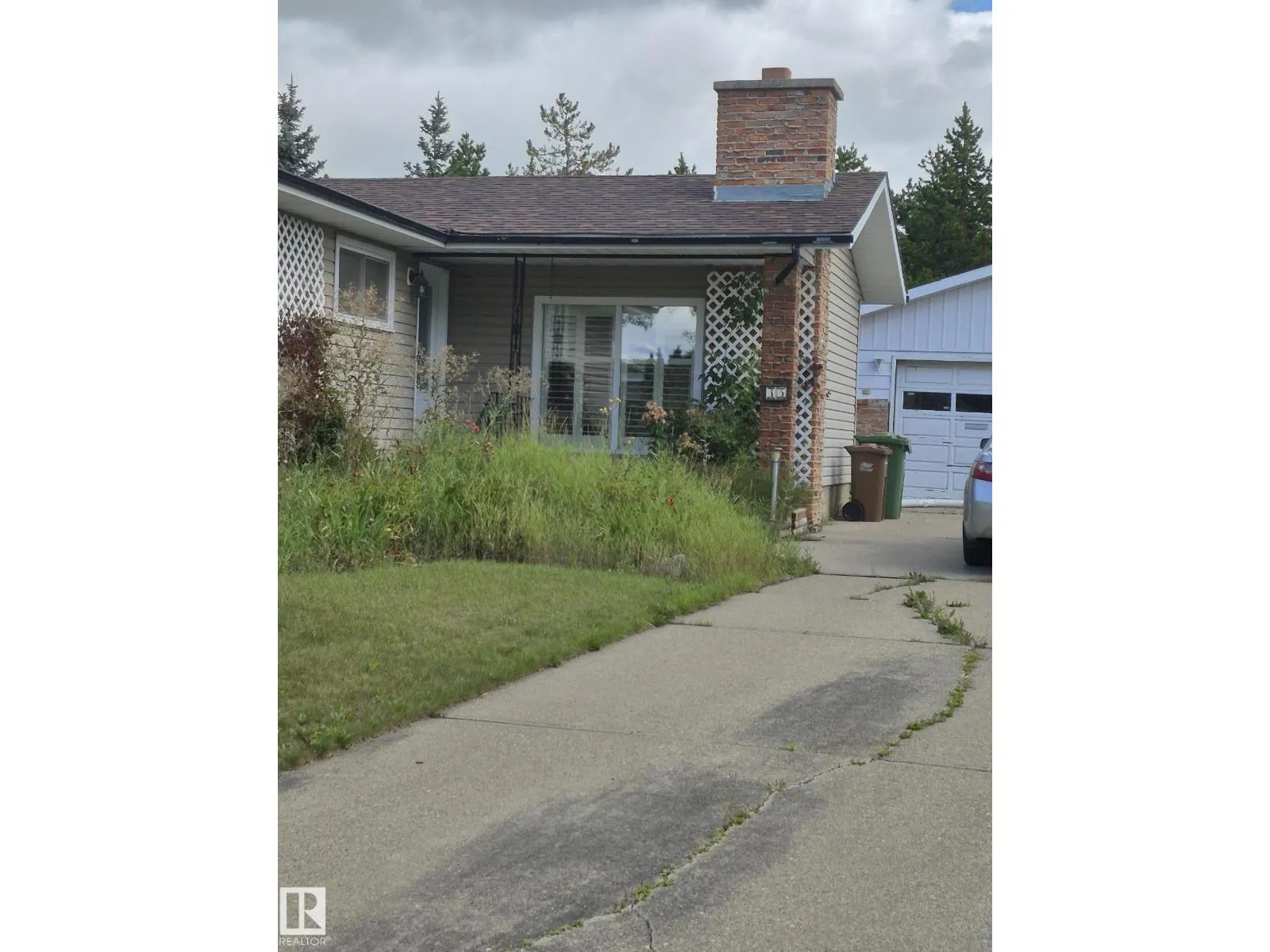 35 LIVINGSTONE CR
