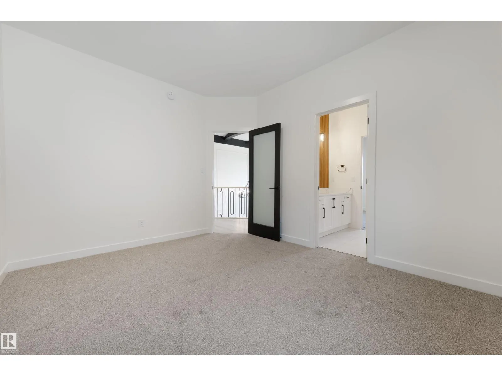 48 GRASSVIEW CR