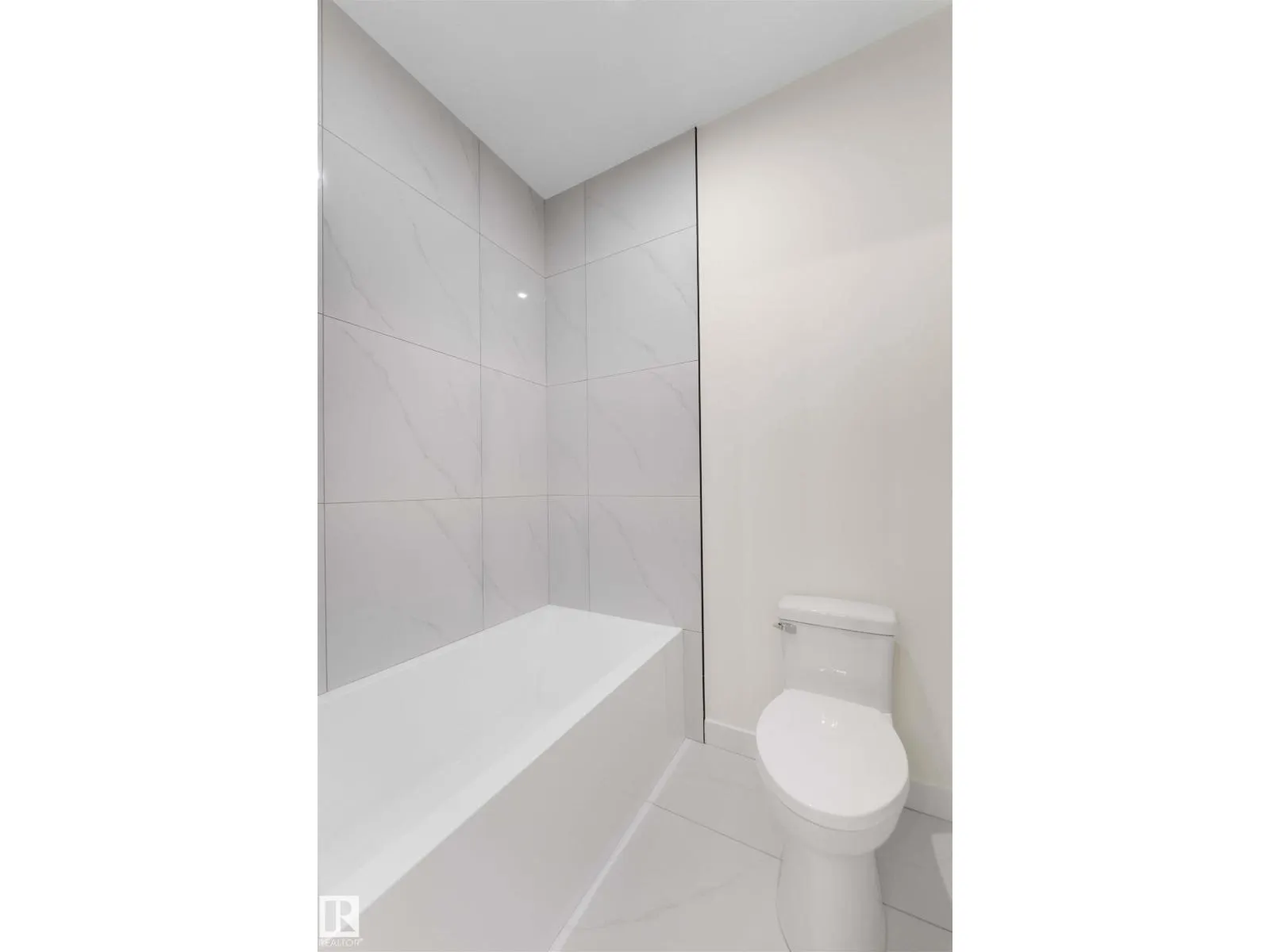 48 GRASSVIEW CR