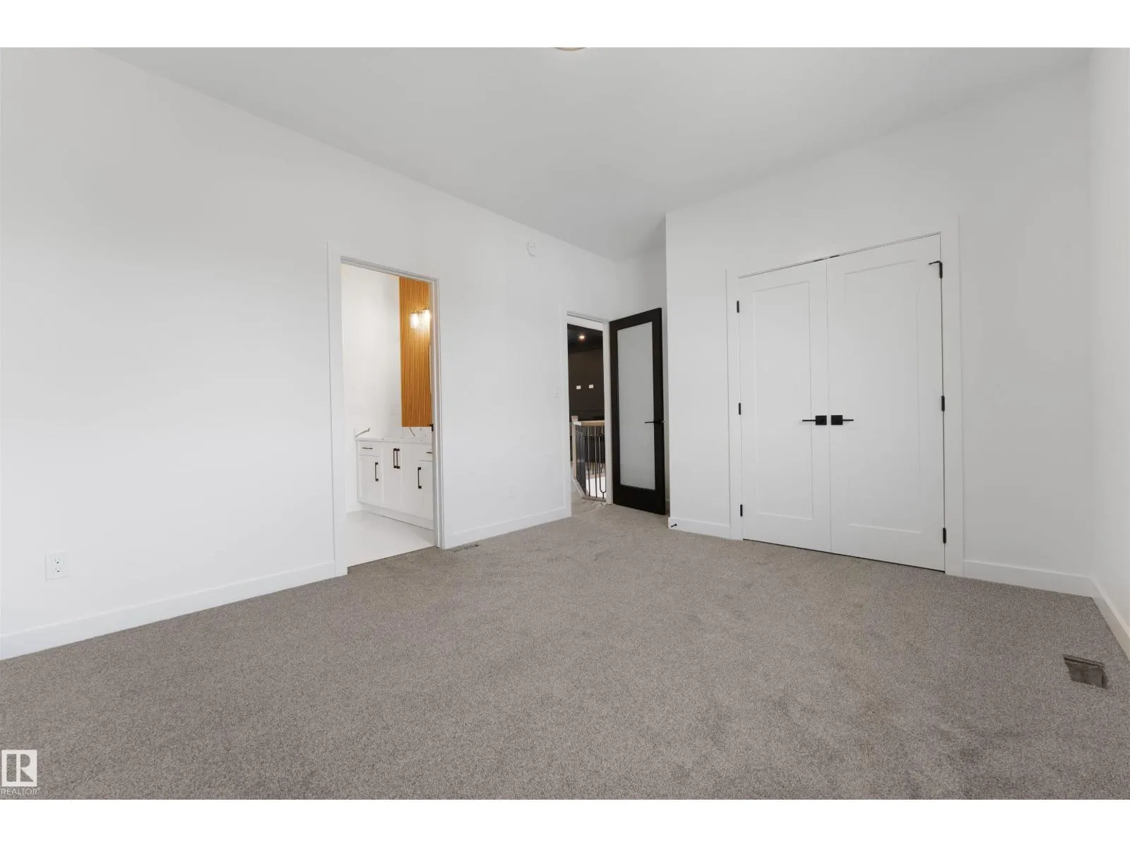 48 GRASSVIEW CR