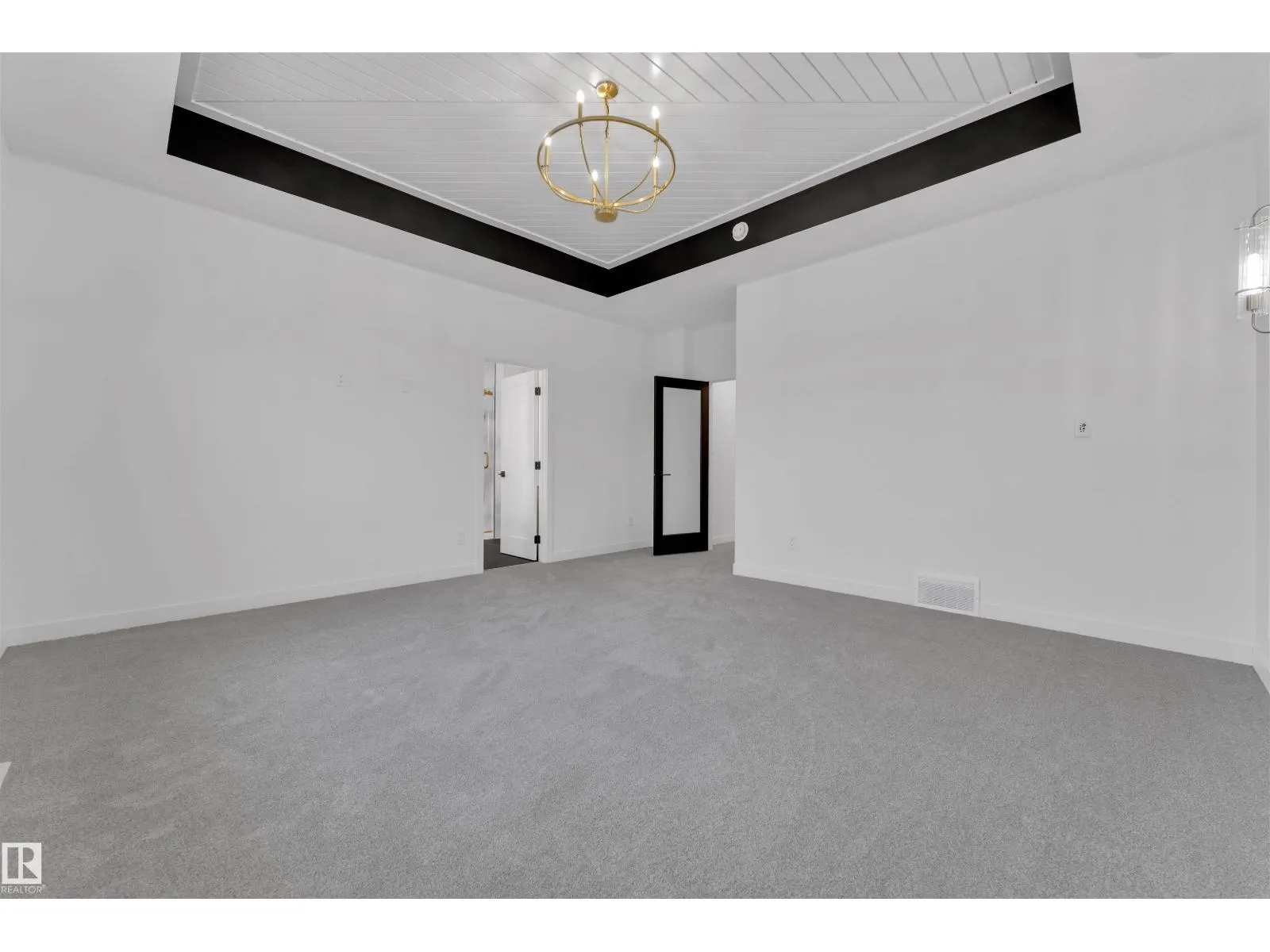 27 ELDRIDGE PT