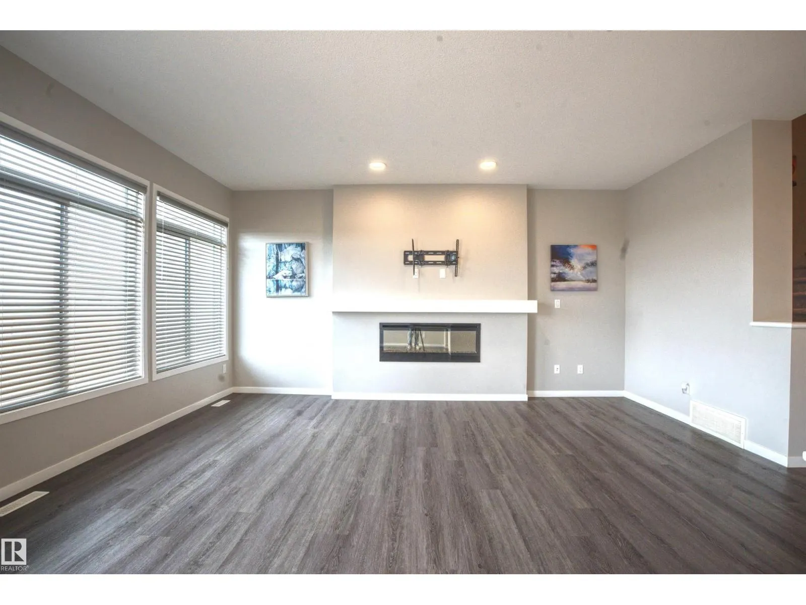 3327 PARKER LO SW