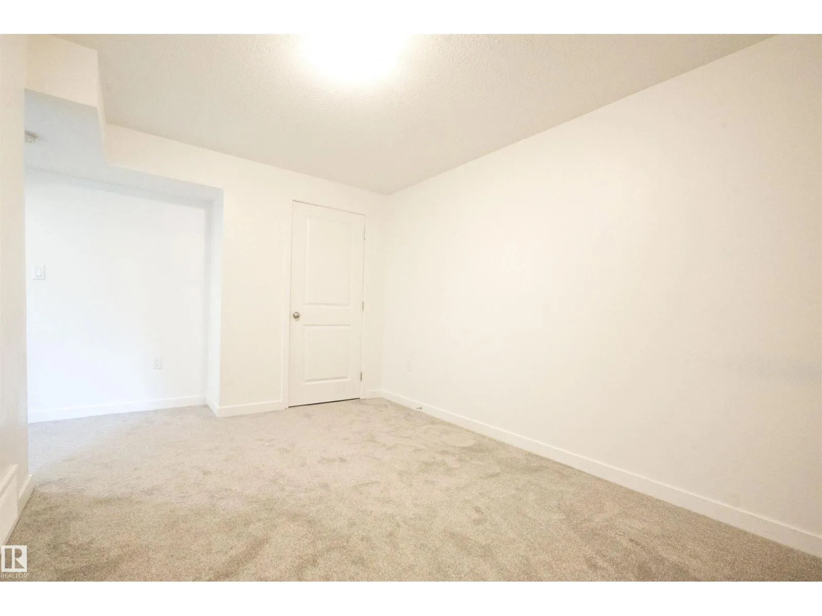 3327 PARKER LO SW