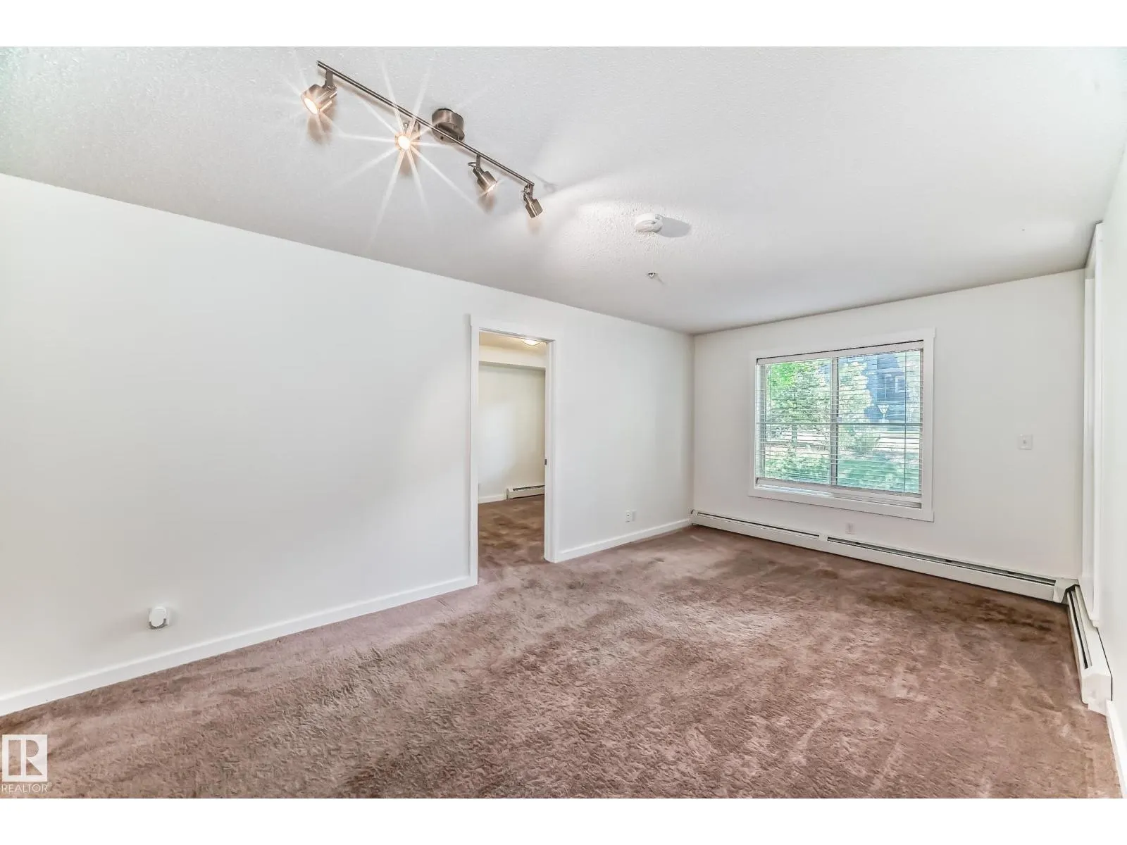 #111 5390 CHAPPELLE RD SW