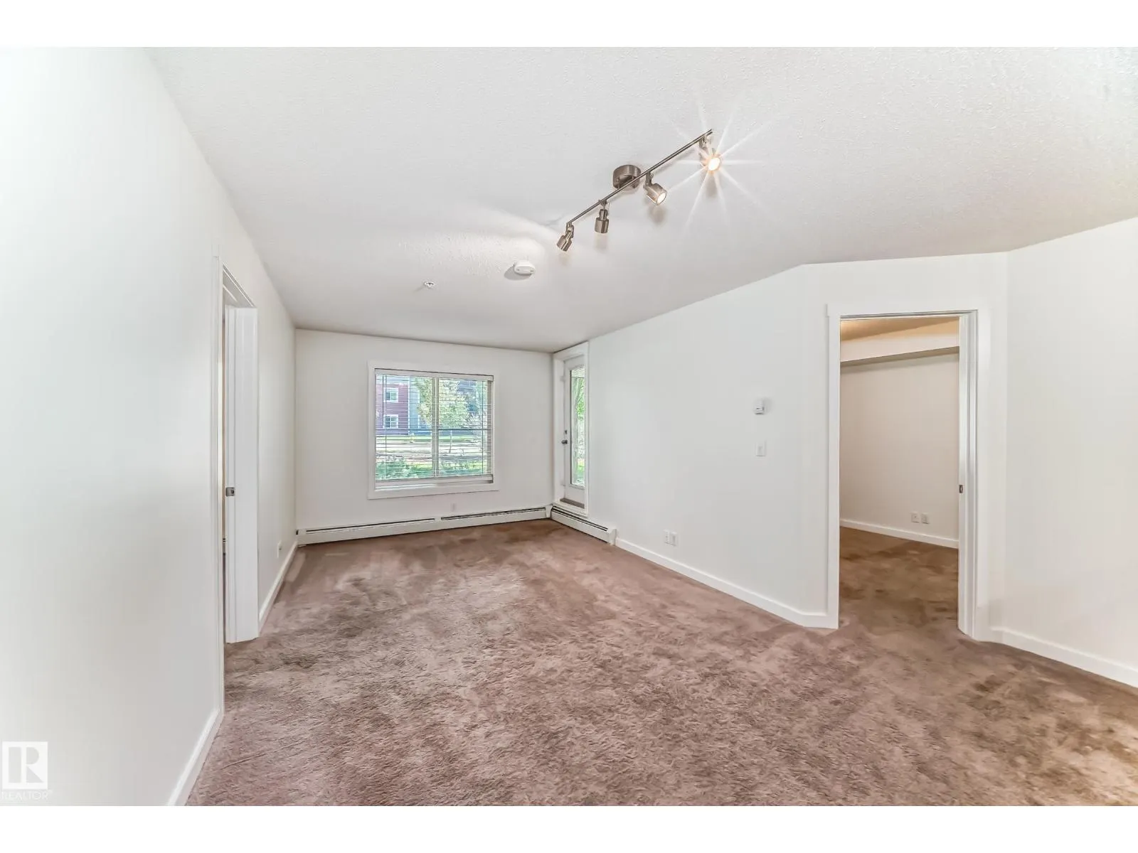 #111 5390 CHAPPELLE RD SW
