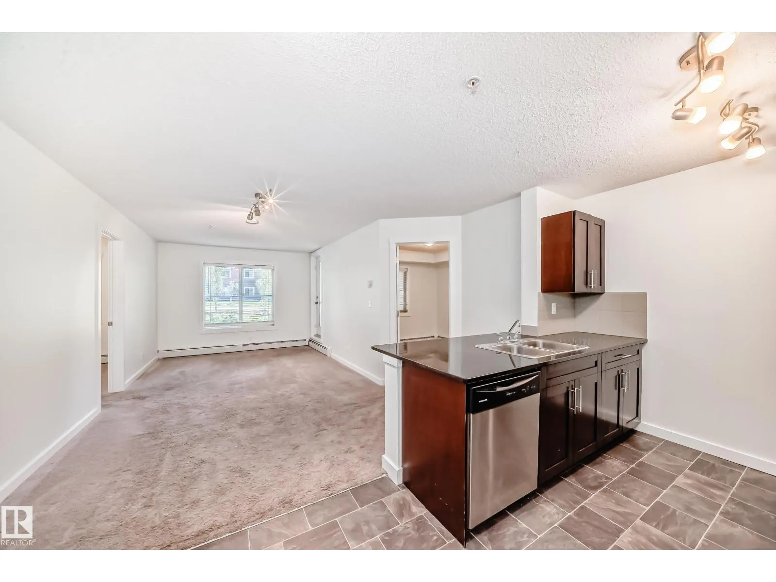 #111 5390 CHAPPELLE RD SW