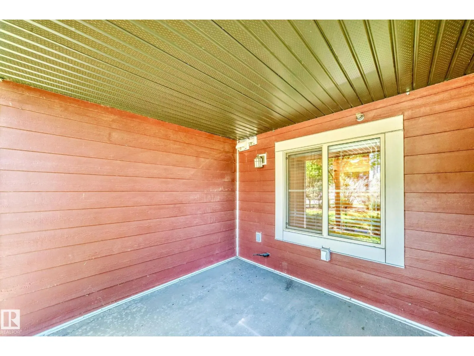 #111 5390 CHAPPELLE RD SW