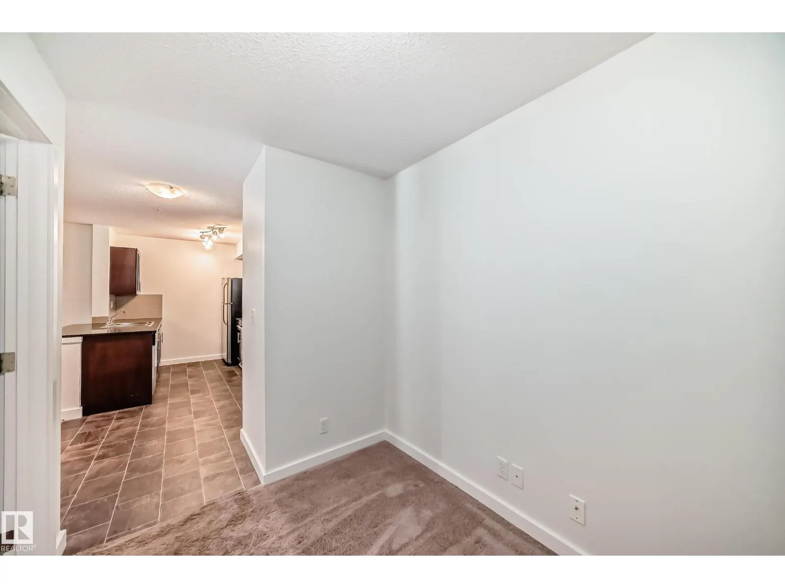 #111 5390 CHAPPELLE RD SW