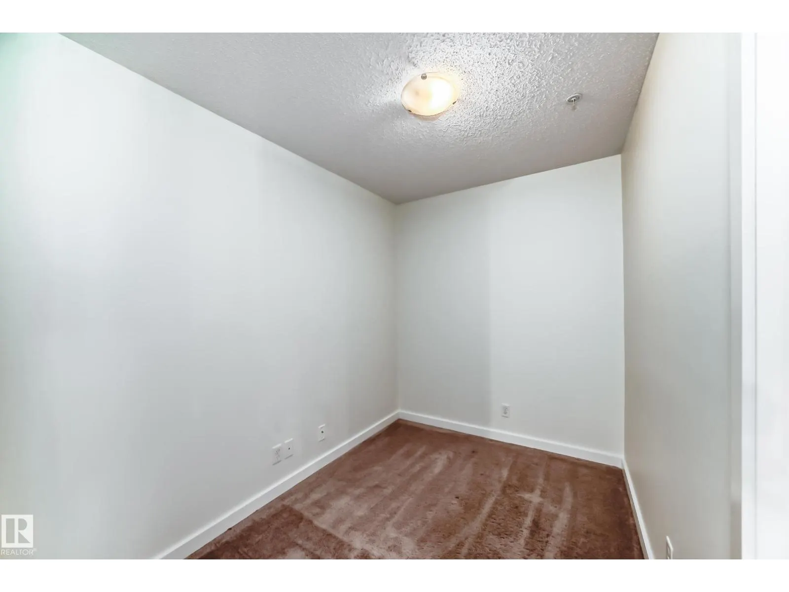 #111 5390 CHAPPELLE RD SW