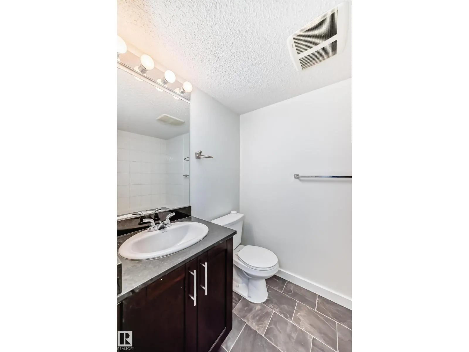 #111 5390 CHAPPELLE RD SW