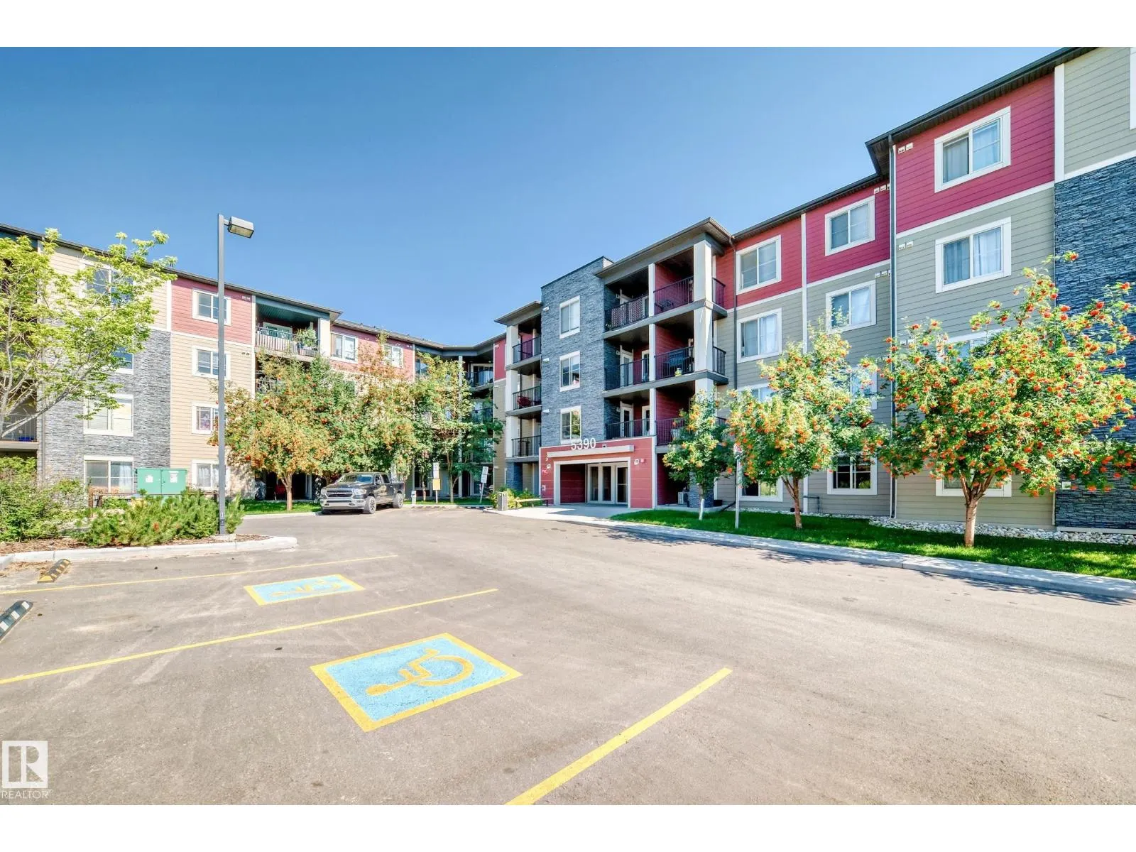 #111 5390 CHAPPELLE RD SW