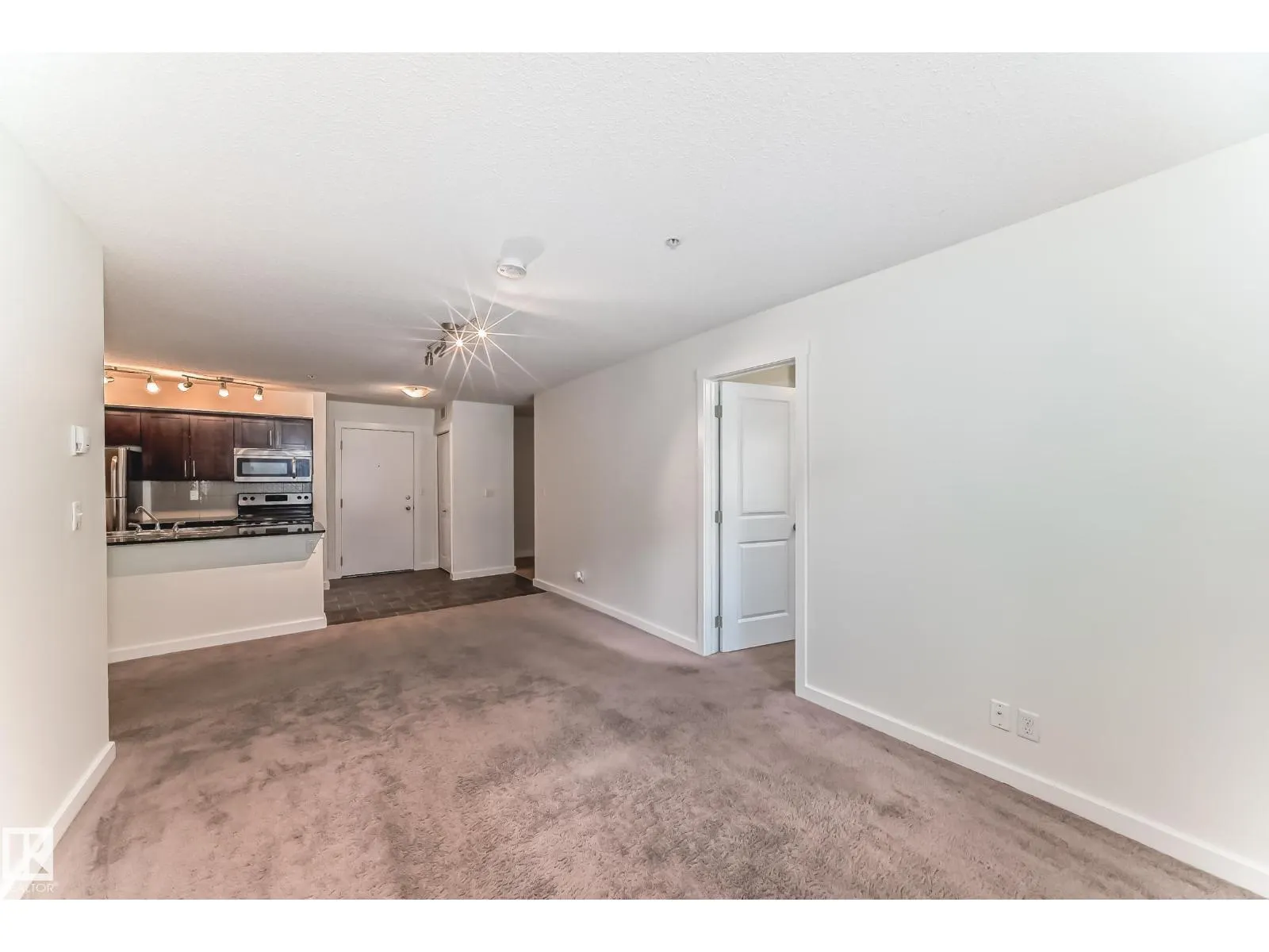 #111 5390 CHAPPELLE RD SW
