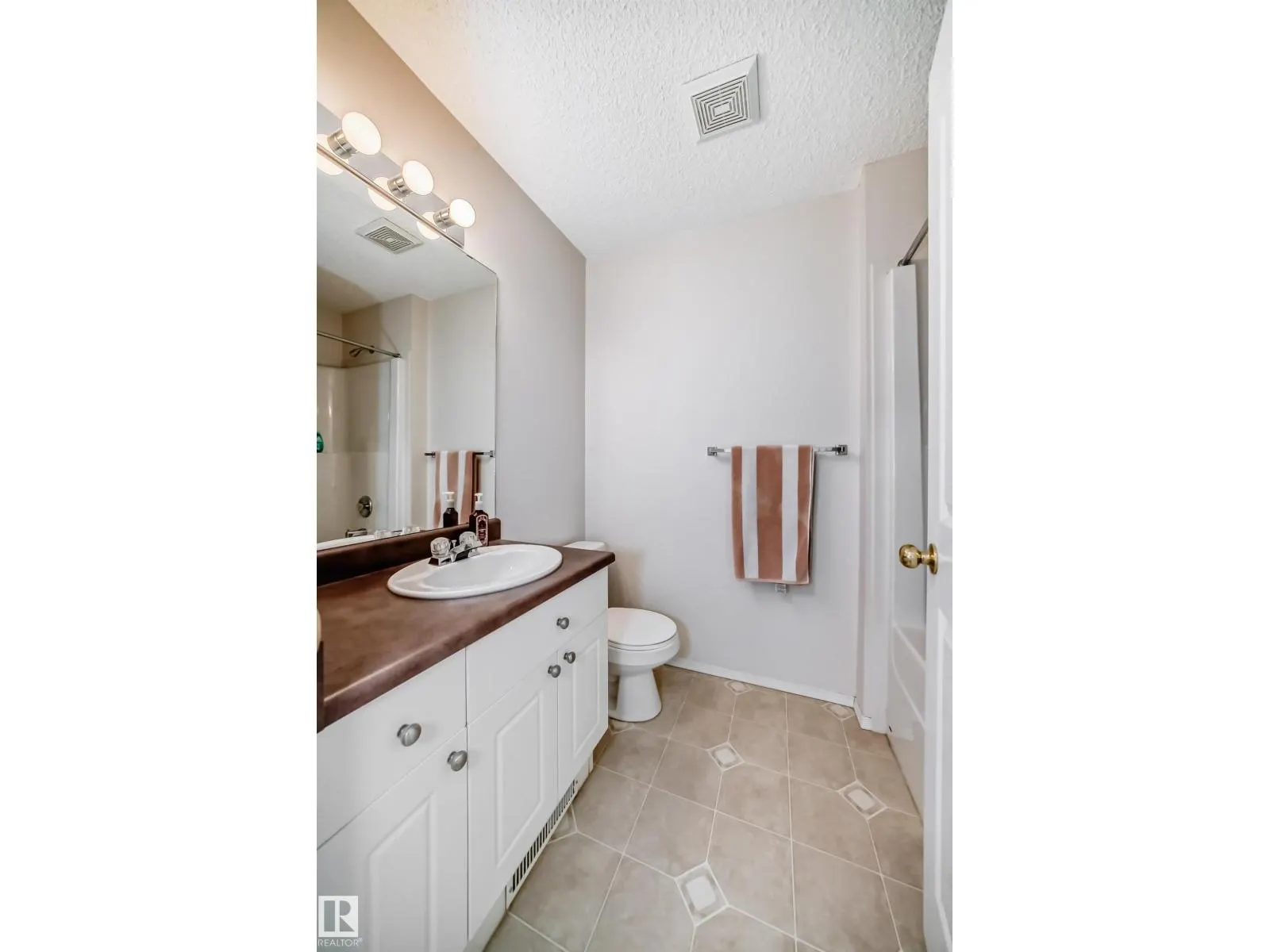 17215 88 ST NW