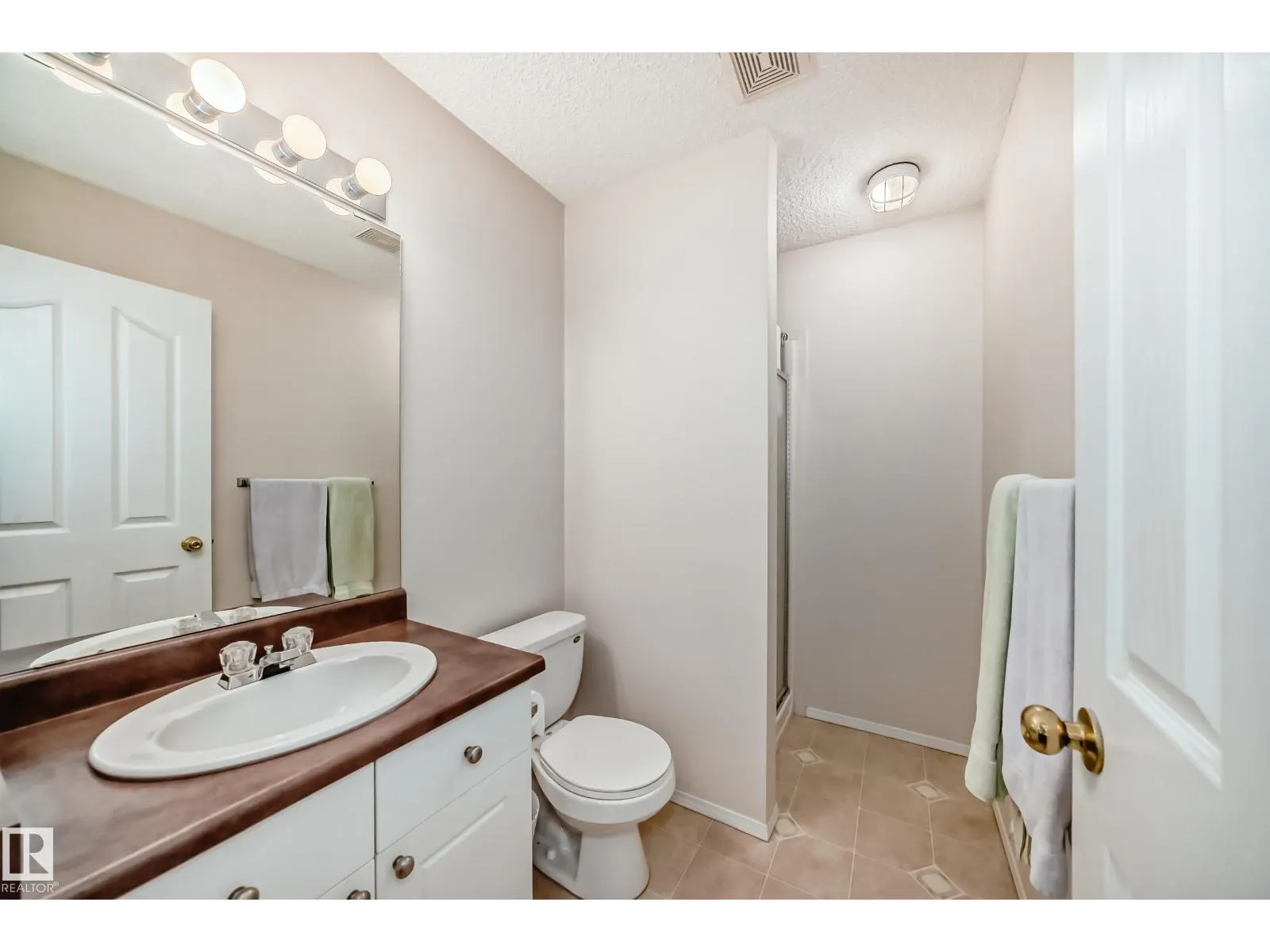 17215 88 ST NW